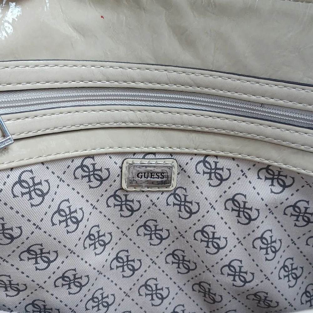 Guess Coral Logo Fabric/Faux Leather Shoulder Bag - Picture 12 of 14